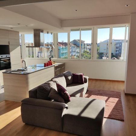 M&H Loft - Apartamento T2 Em Setubal Bagian luar foto