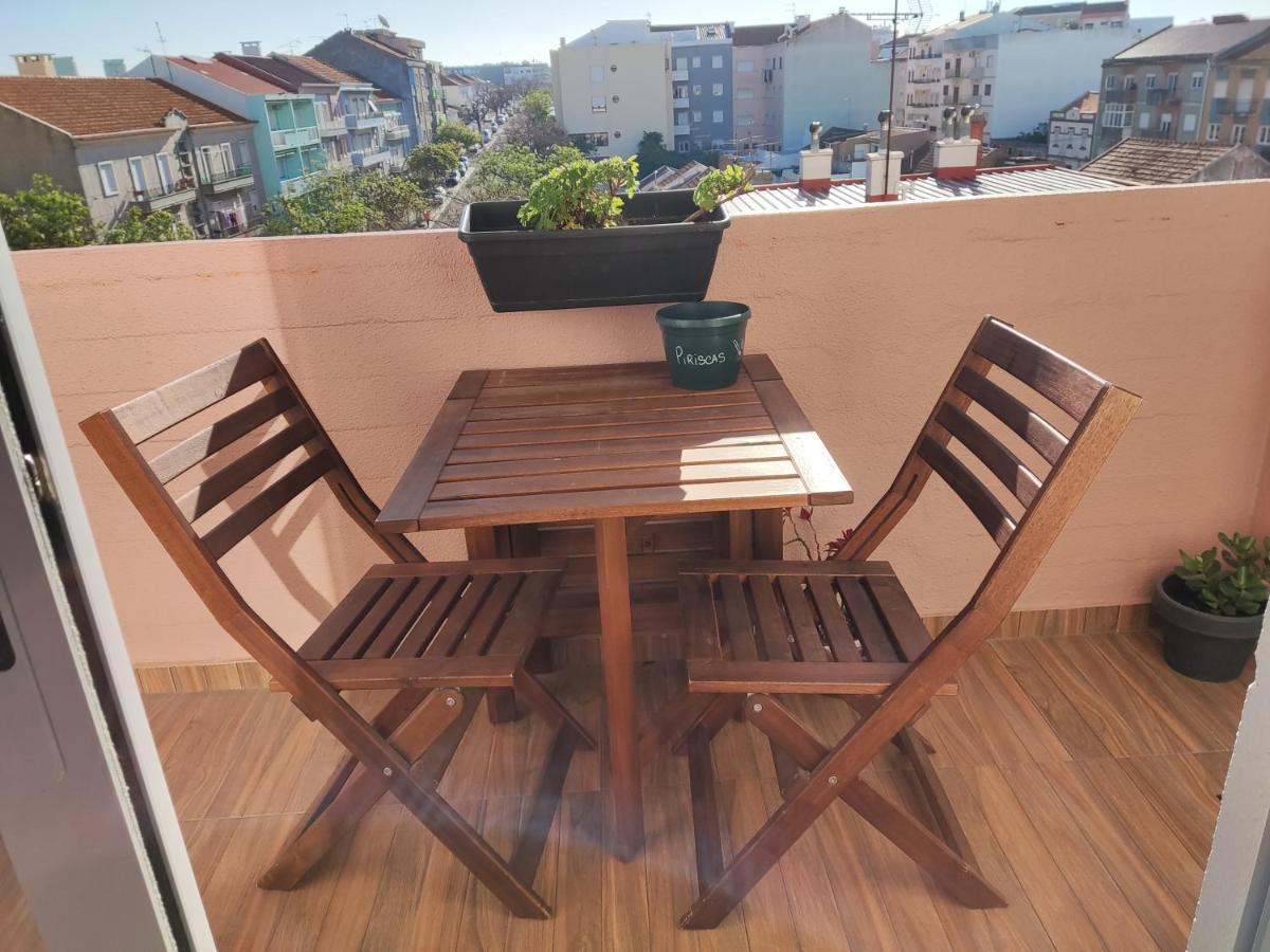 M&H Loft - Apartamento T2 Em Setubal Bagian luar foto