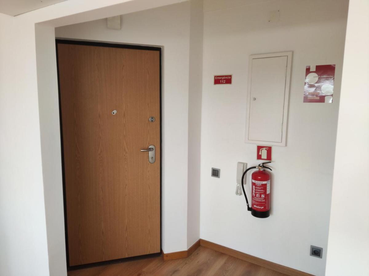 M&H Loft - Apartamento T2 Em Setubal Bagian luar foto